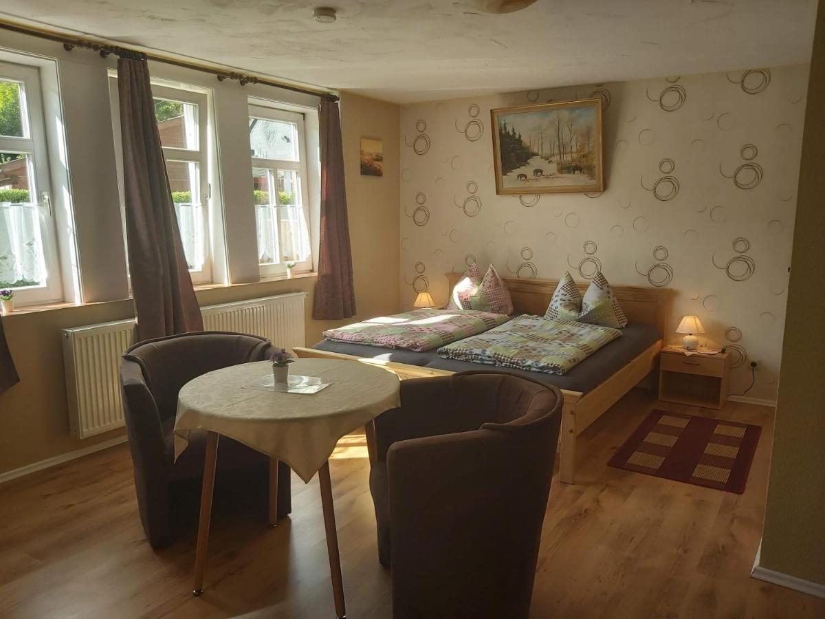 Ferienapartmenthaus Am Rittertor Stolberg  Экстерьер фото